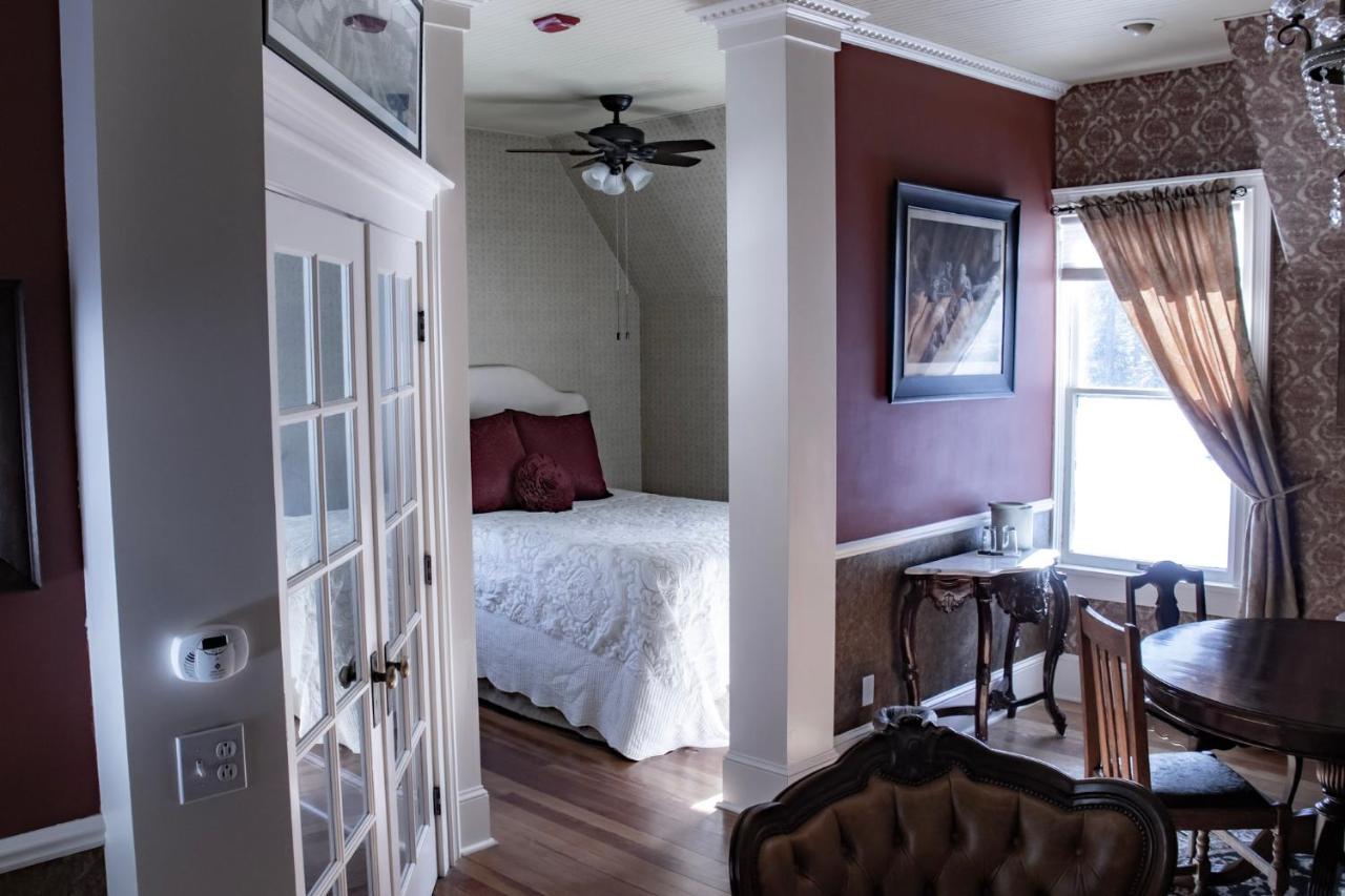 Mccloud River Bed And Breakfast Екстериор снимка