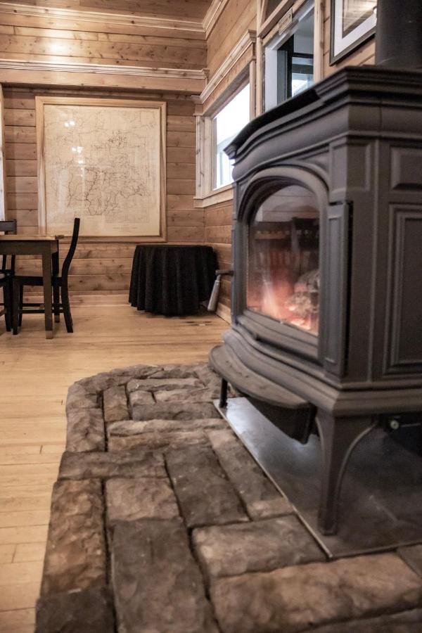Mccloud River Bed And Breakfast Екстериор снимка