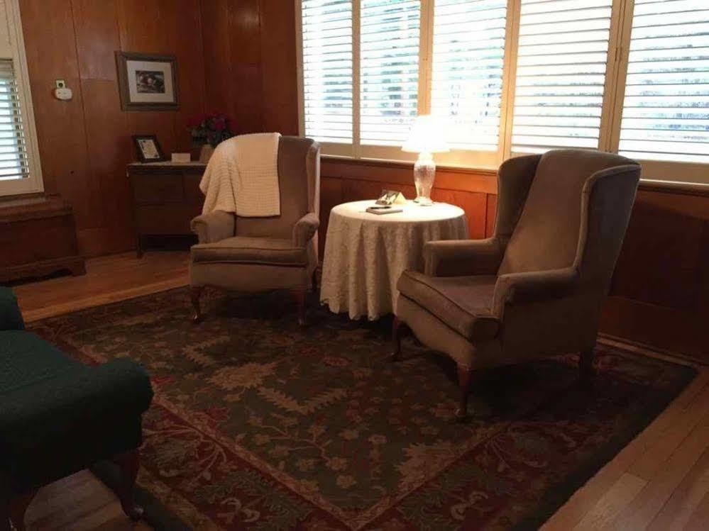 Mccloud River Bed And Breakfast Екстериор снимка