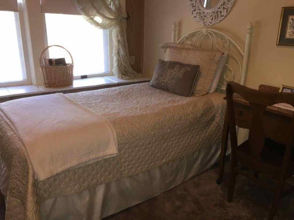 Mccloud River Bed And Breakfast Екстериор снимка